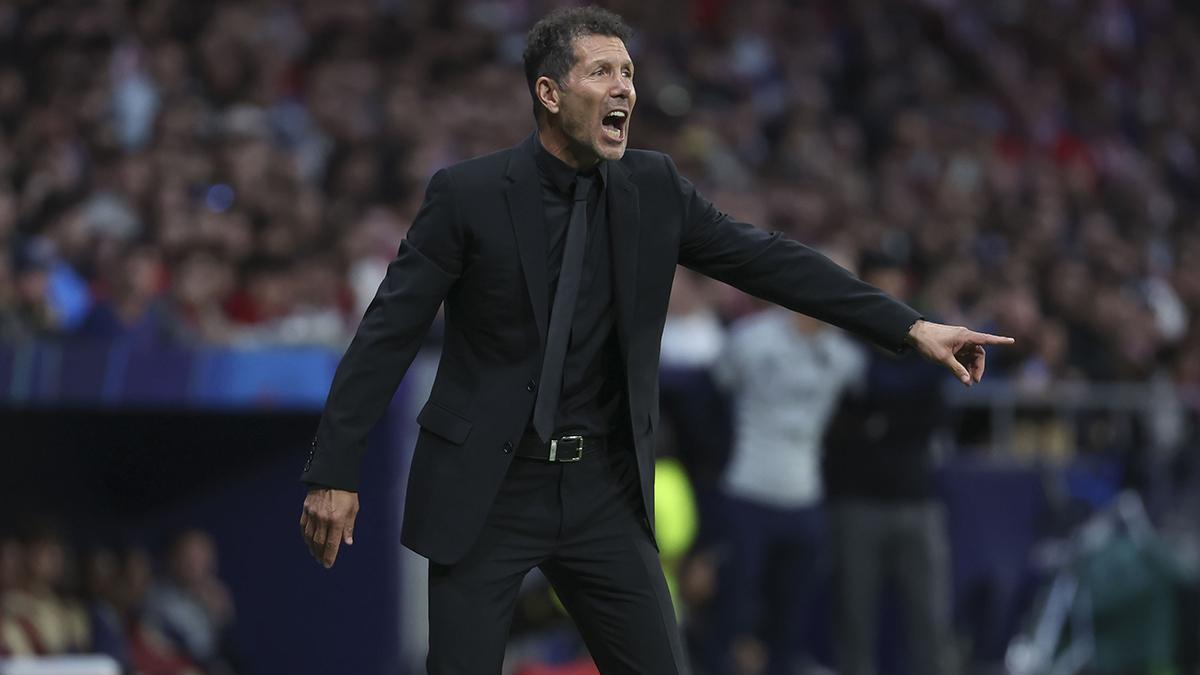 El entrenador del Atlético, Diego Pablo Simeone, durante el partido de ida de las semifinales de la Liga de Campeones