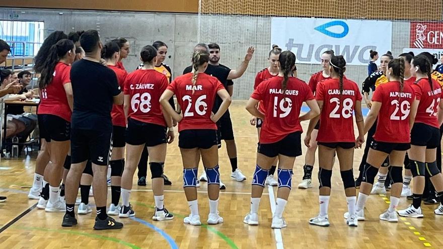 El BM Morvedre echa mano de la base para completar su equipo