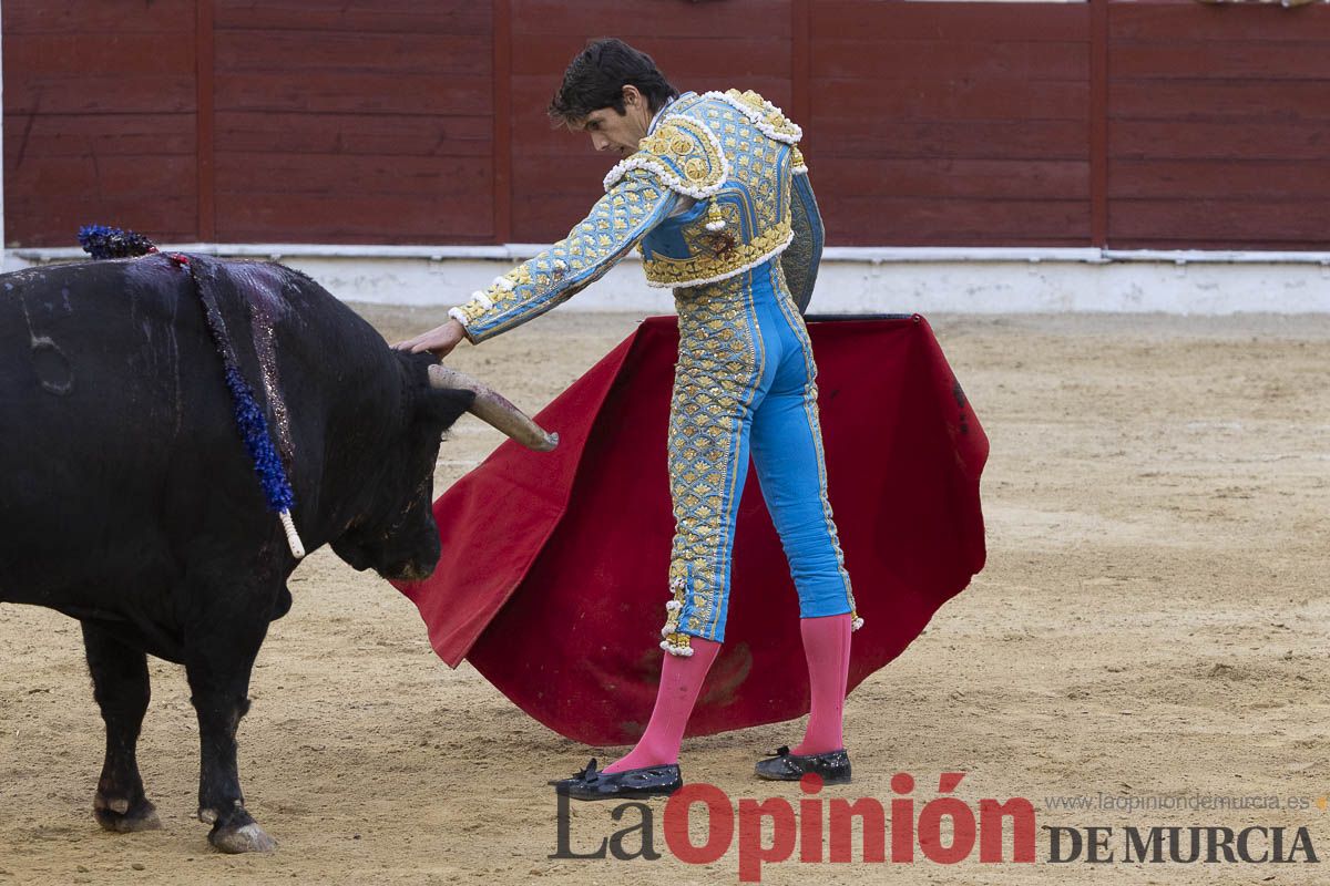Tarde histórica en Abarán con la alternativa de José María Trigueros y el indulto de Tomás Rufo, junto a Castella salieron a hombros