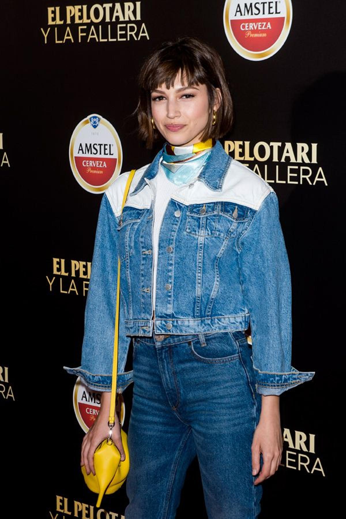 Premiere 'El pelotari y la fallera': Úrsula Corberó con 'total look denim'