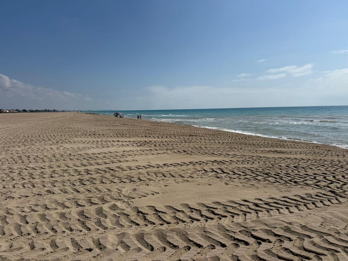 Playas de Sagunt: Comienza la eliminación de los altos escalones que complicaban el acceso
