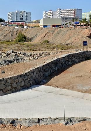 27/06/2018 PLAYA DEL INGLÉS, SAN BARTOLOMÉ DE TIRAJANA. Estado actual en que se encuentran los terrenos de El Veril, en los que se construirá el parque de atracciones Siam Park. SANTI BLANCO  | 27/06/2018 | Fotógrafo: Santi Blanco