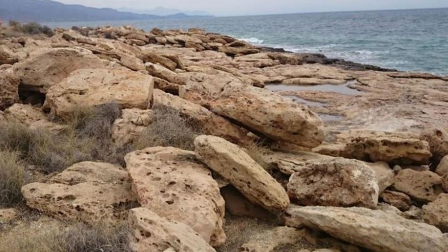 Piedras estudiadas en el litoral de Cabo Cope, en Águilas.  | L.O.