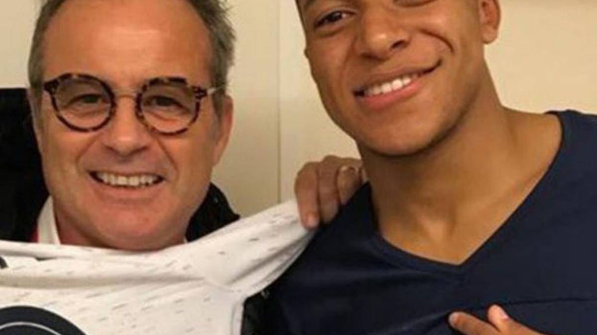 Mbappé, con Luis Campos.