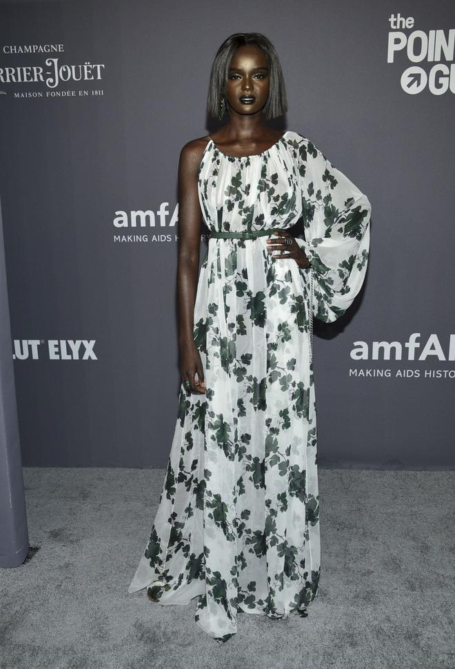 Duckie Thot