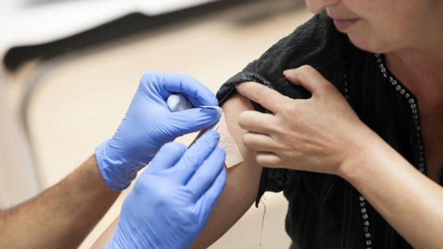 El 25 de octubre comienza la campaña de vacunación contra la gripe en Canarias