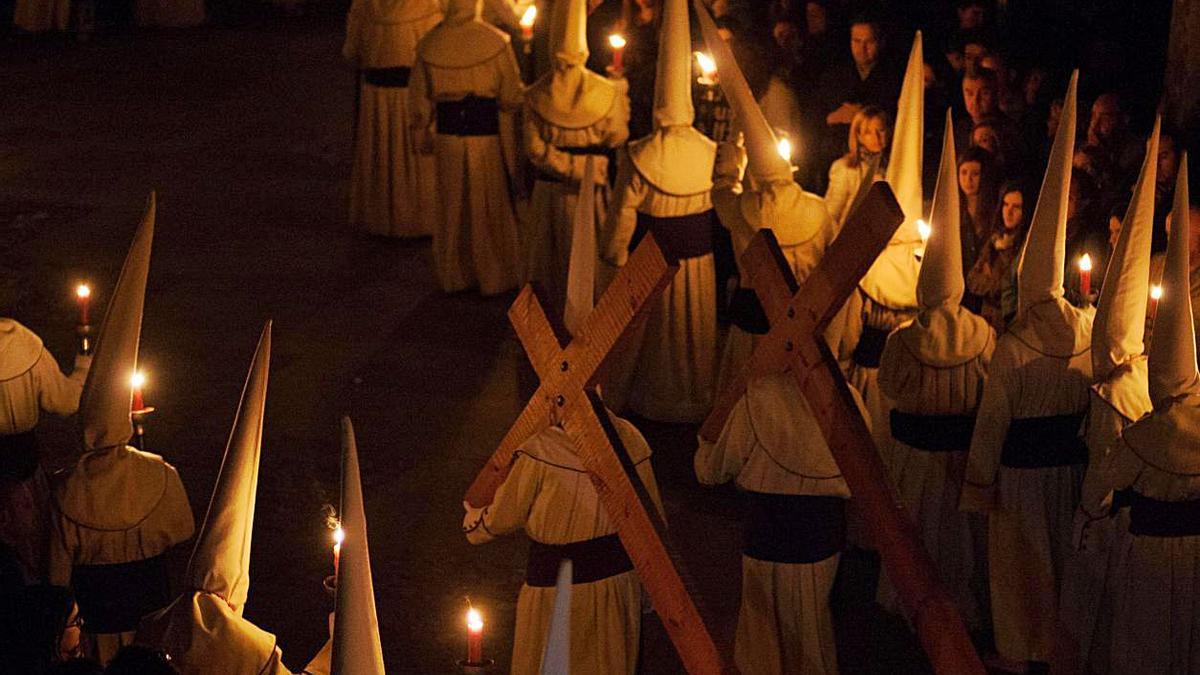 Procesión de Jesús Yacente. | Emilio Fraile