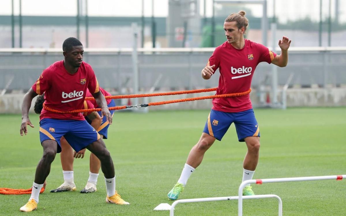 Dembélé y Griezmann, en un entrenamiento en la ciudad deportiva de Sant Joan Despí.