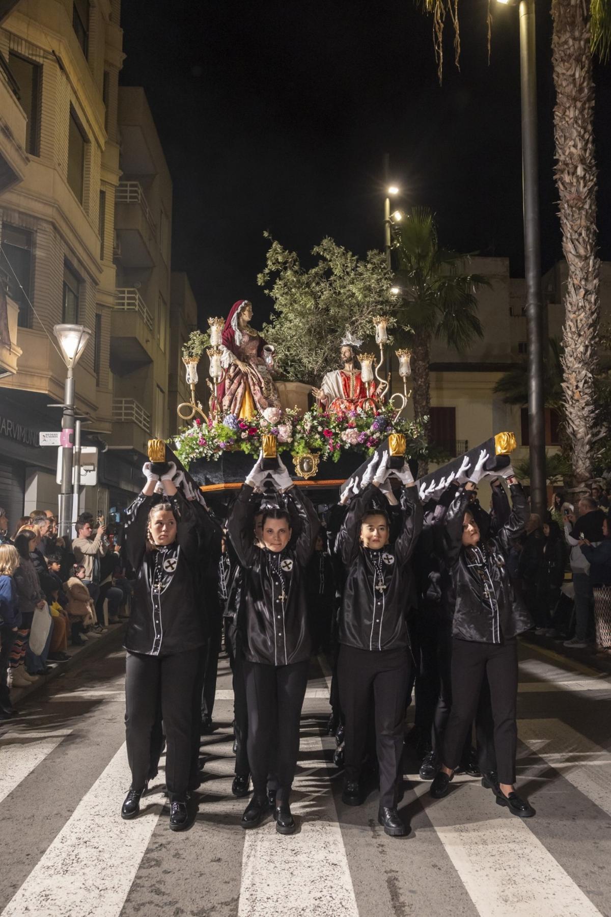 Aquí las mejores imágenes del Lunes Santo en Torrevieja Aquí las mejores imágenes del Lunes Santo en Torrevieja