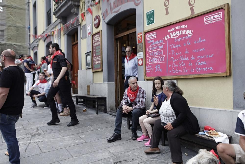 Componentes de la Banda de Gaitas Villa de Xixón