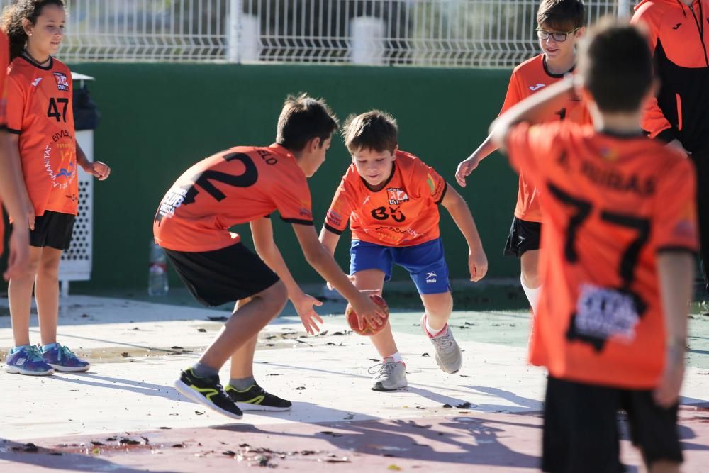 Un centenar de jugadores participan en la diada de promoción alevín celebrada en Sant Jordi