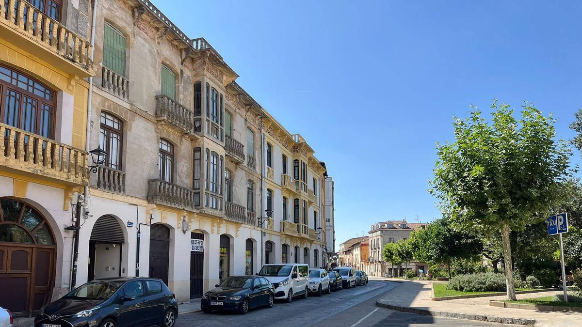 Calle del Sol y Plaza Santa Marina