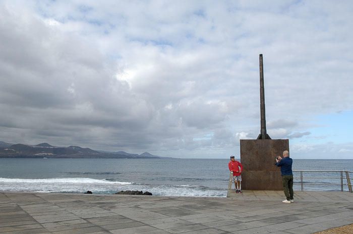 MAL ESTADO DE LA PLAZA DE LA PUNTILLA