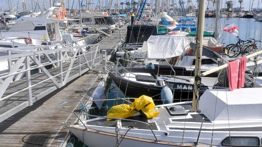 El Puerto de Las Palmas desaloja parte del Muelle Deportivo para sustituir dos pantalanes