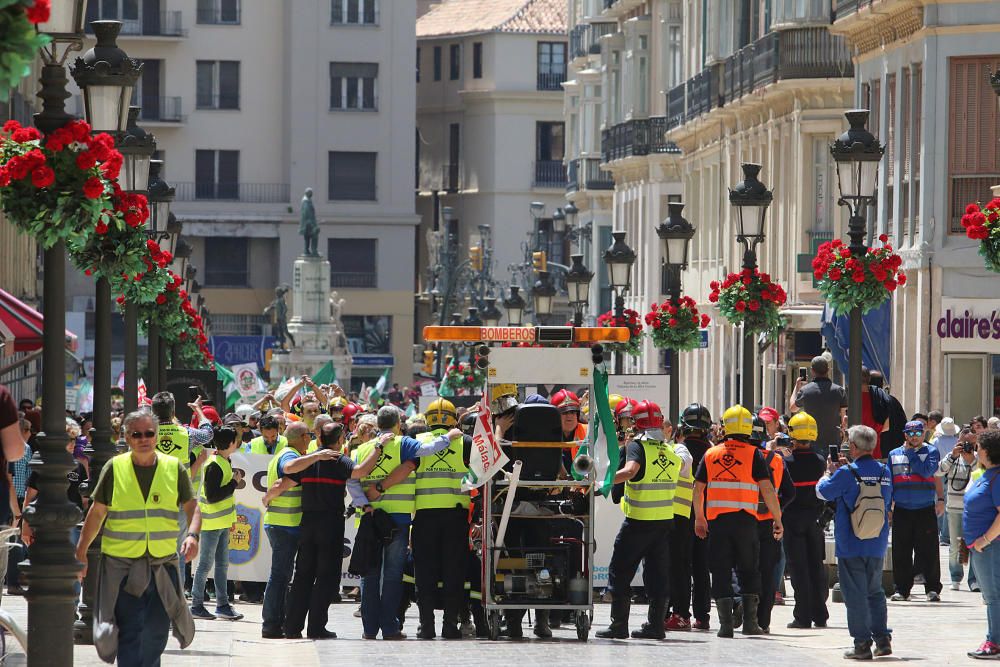 Manifestación de los bomberos de Málaga