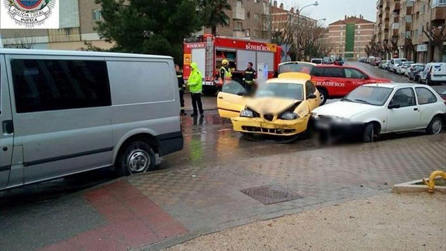 Detenido un conductor ebrio, sin carnet y que trató de huir