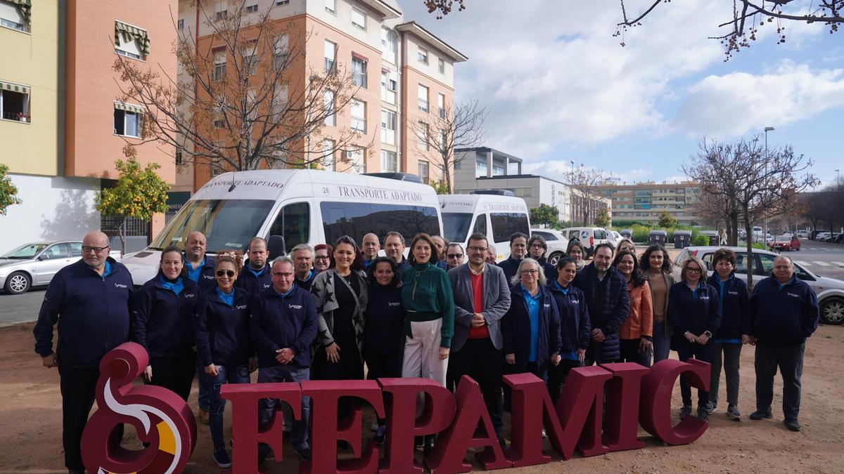 Participantes en el curso de Fepamic para asistencia en el transporte adaptado.