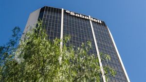 zentauroepp40422902 banc sabadell banco sabadell190408201255