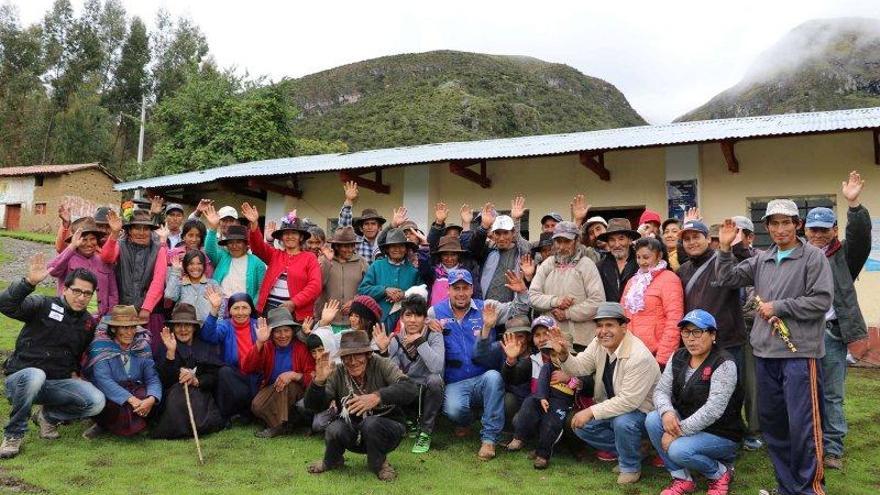 Madre Coraje ayuda a 50 familias peruanas afectadas por una crisis medioambiental