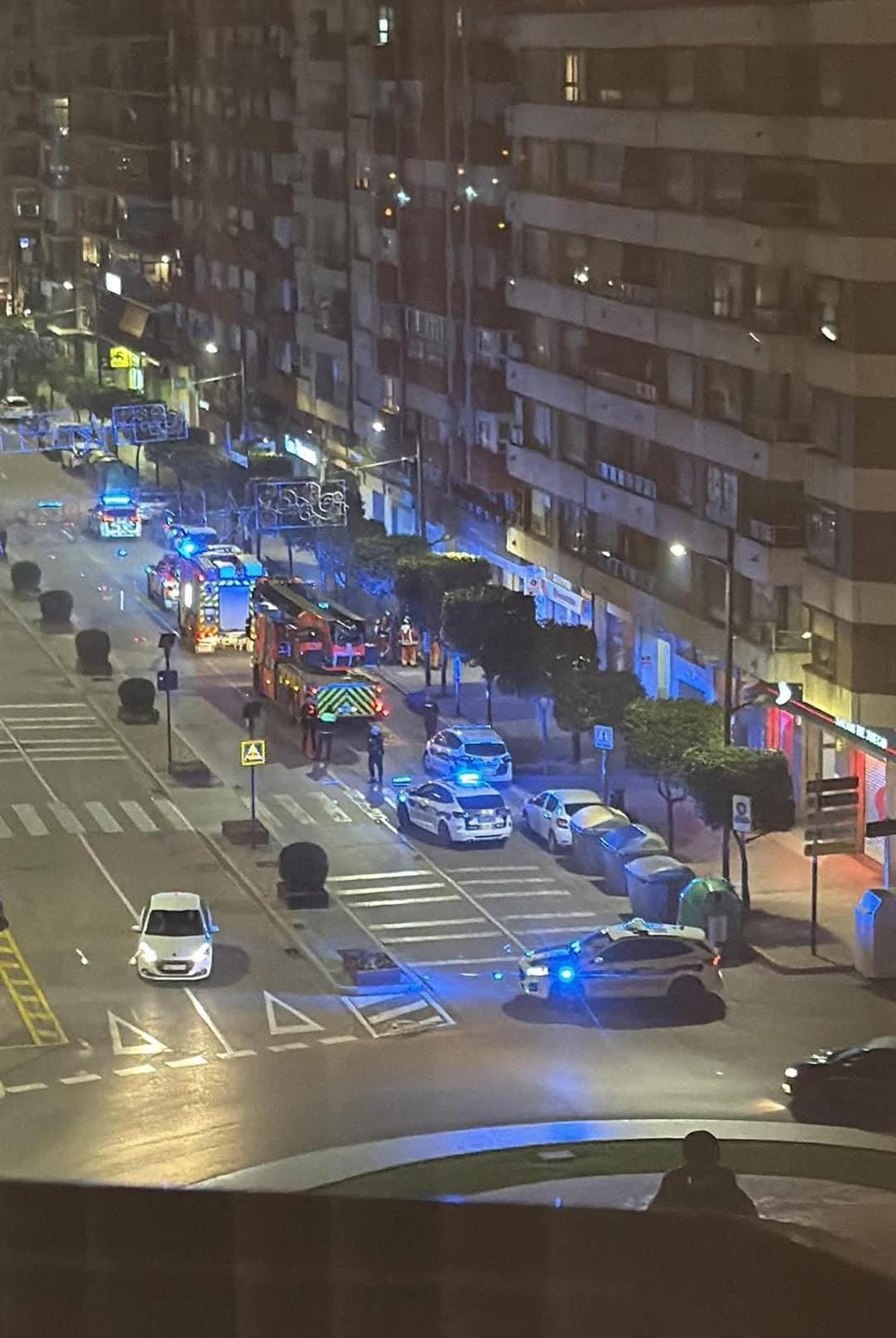 Amplio dispositivo desplegado en la avenida Sants Patrons.