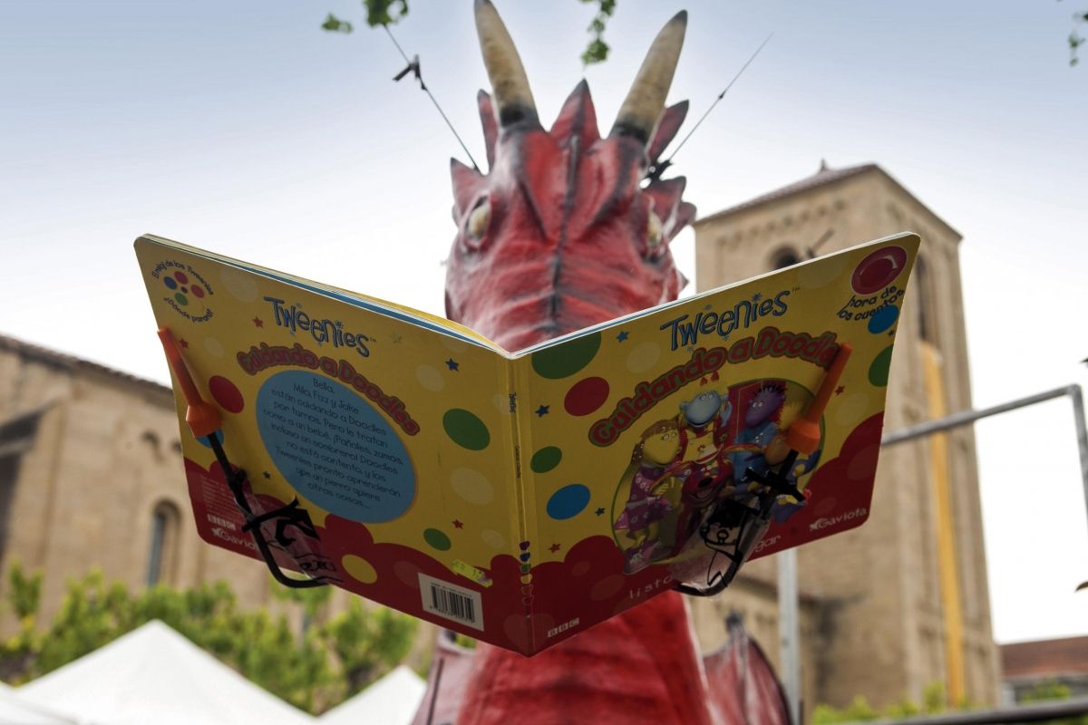 El dragón de Sant Jordi en la Plaça de la Vila de Parets