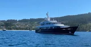 Así es el 'Valoria B', el yate de 30 millones con el que Amancio Ortega busca pasar desapercibido en Galicia a sus 90 años