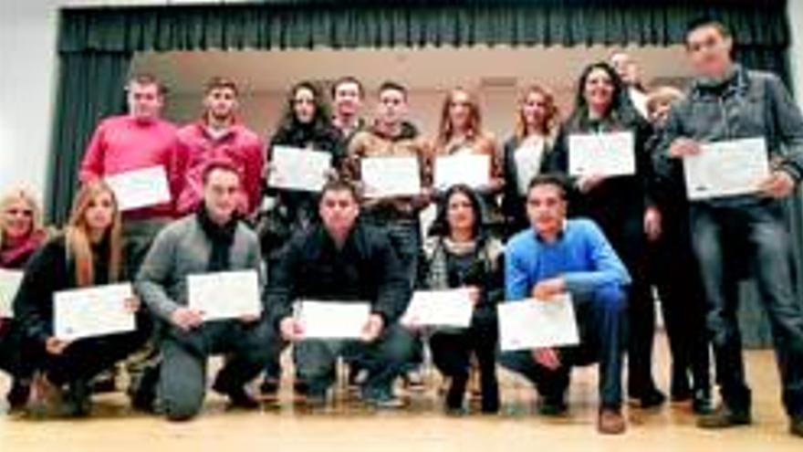 Clausurada la escuela taller de jardinería