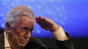 GRAF1506  MADRID  ESPANA   28 02 2018 - El premio nobel de literatura hispano-peruano Mario Vargas Llosa  durante la presentacion de su nuevo libro   La llamada de la tribu   en la Casa de America de Madrid  EFE Javier Lizon