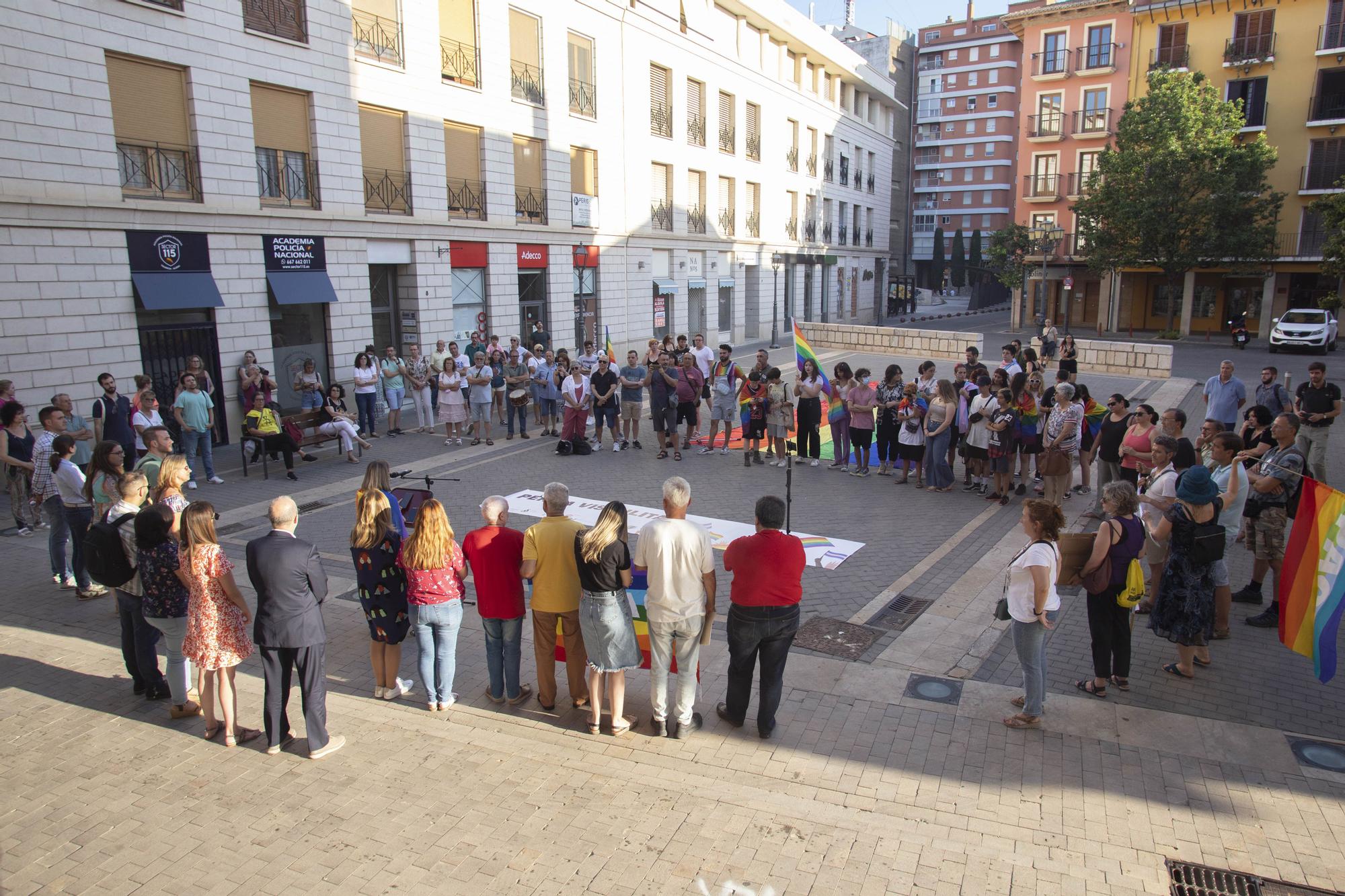 Manifestación del colectivo LGTBIQ+ en Alzira