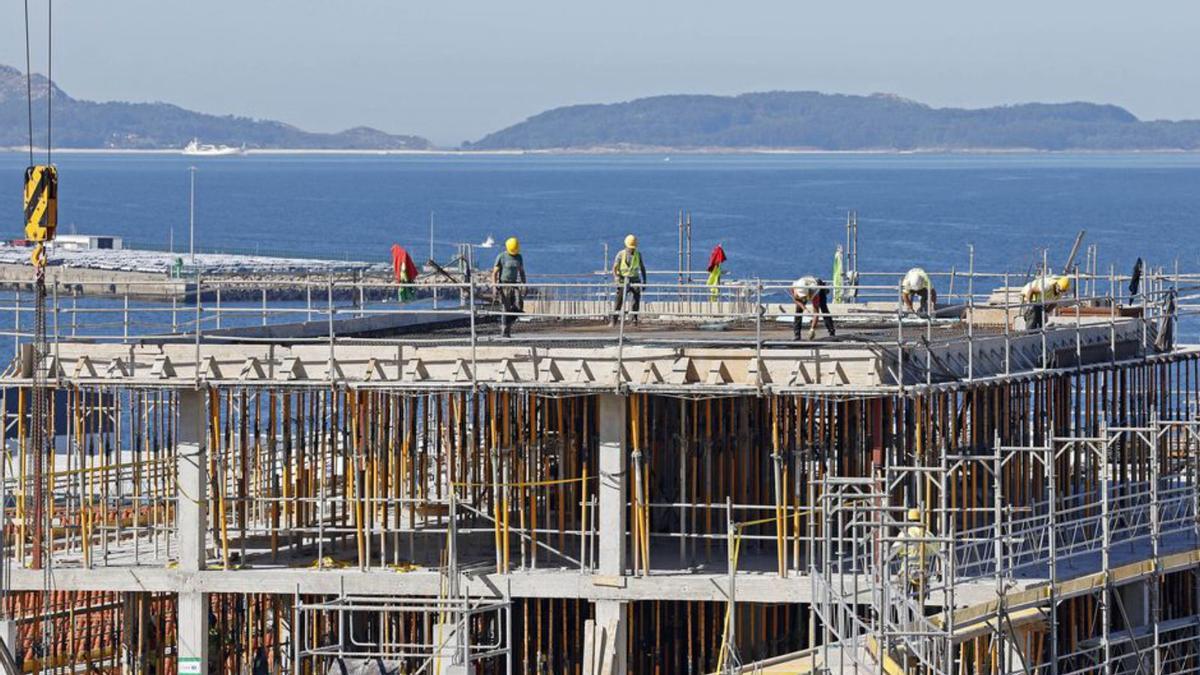 Obras no Barrio do Cura.