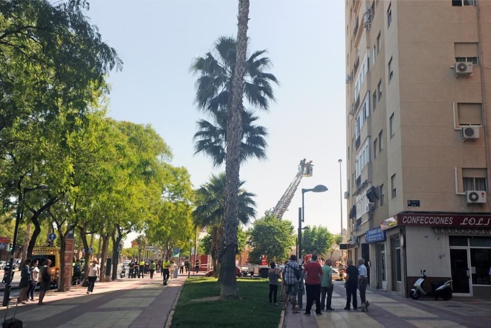 Alarma por un incendio en el barrio de La Flota