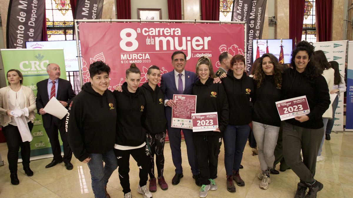 Presentación de la Carrera de la Mujer en Murcia 2023