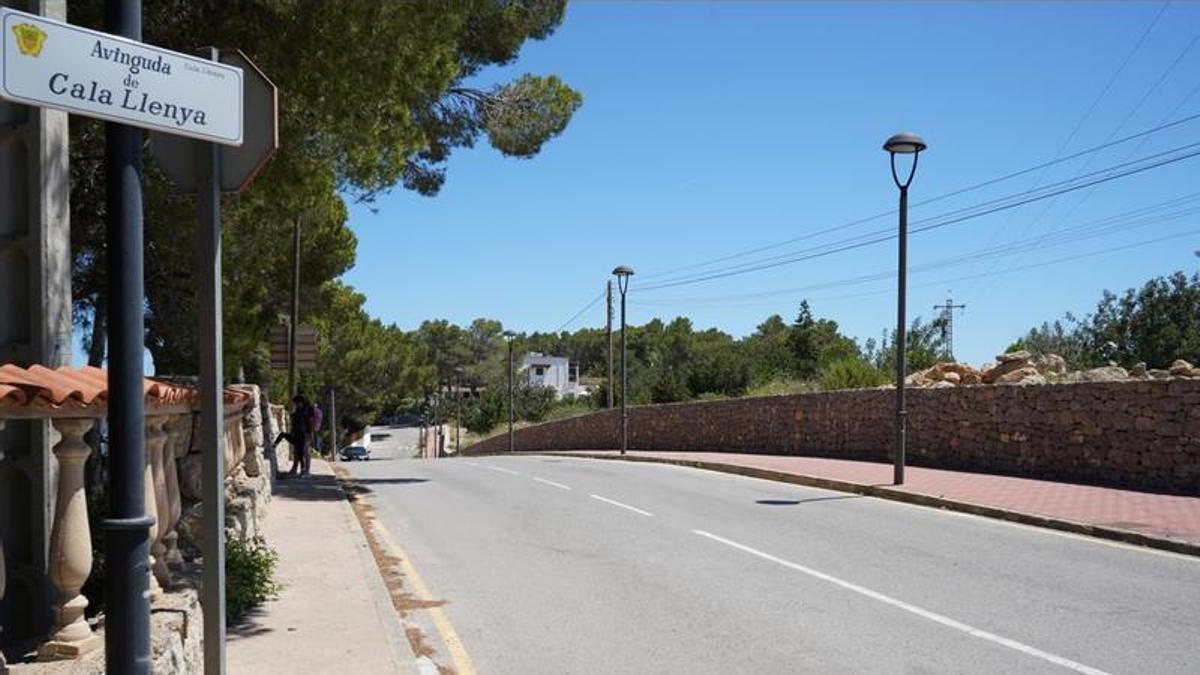 Avenida Cala Llenya.