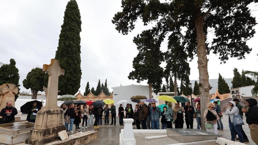 Las imágenes del acto realizado en Ibiza en memoria de las víctimas de la Guerra Civil y la dictadura