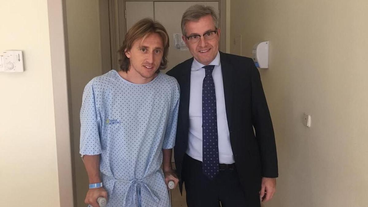 Luka Modric y Manuel Leyes.