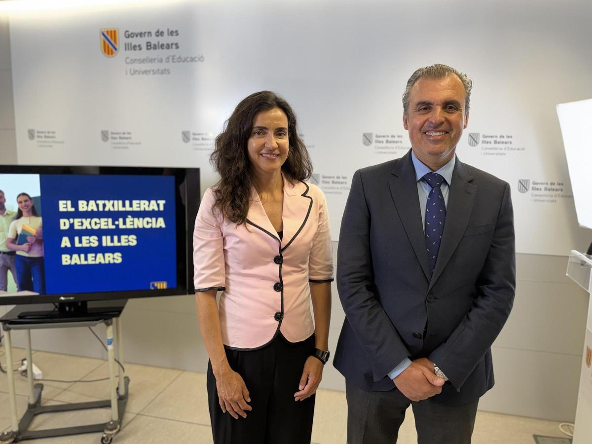 El conseller d’Educació i Universitats, Antoni Vera, ha presentado hoy el nuevo programa conjuntamente con la directora general de Formació Professional i Ordenació Educativa, Maria Isabel Salas.