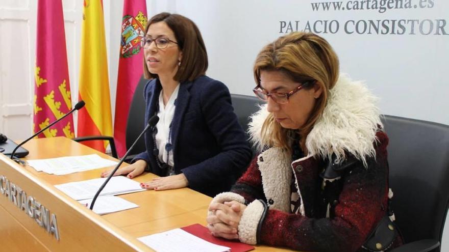 Castejón y Martín, ayer en rueda de prensa.