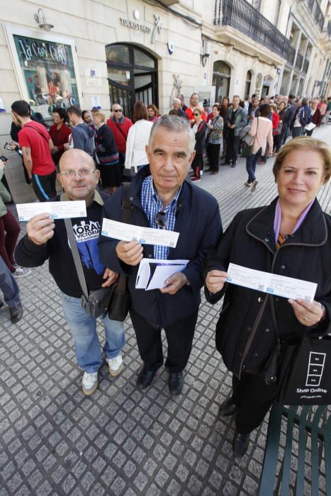 Colas para ver a Camilo Sesto