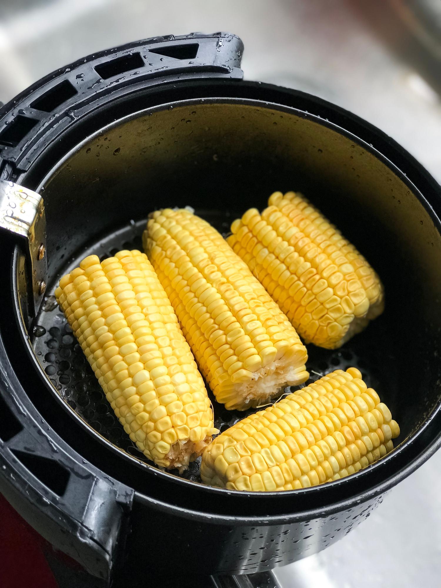 Cocinar mazorcas de maíz en freidora de aire es muy sencillo
