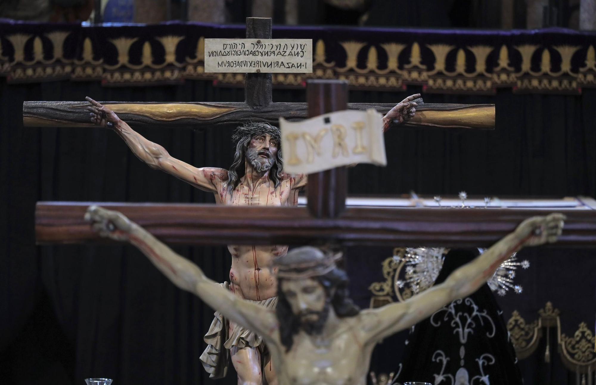 Procesión de la Cofradía de las Siete Palabras y San Juan Evangelista