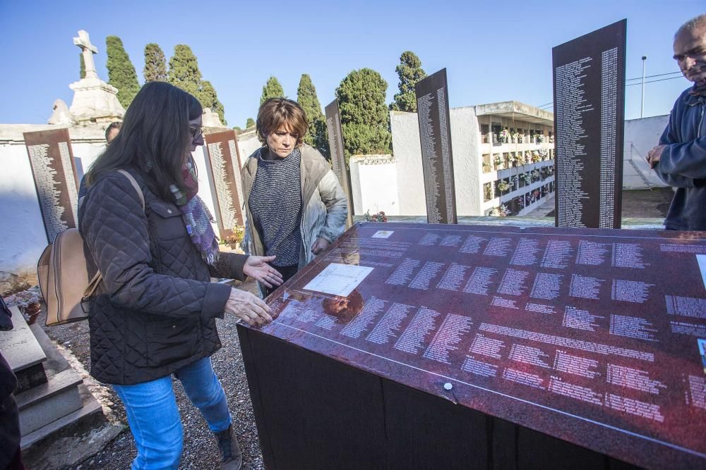 Visita de la ministra de Justicia a las exhumaciones en Castelló