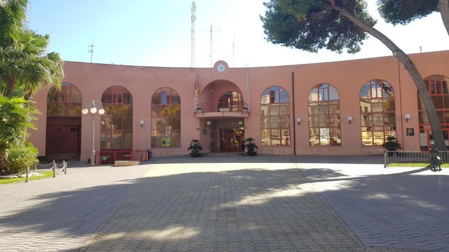 La fachada del Ayuntamiento de Teulada-Moraira.