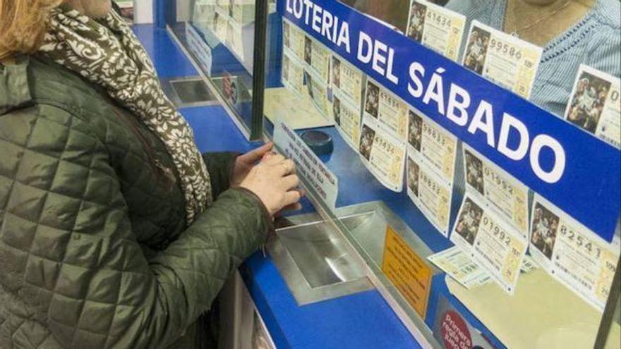 Parte del segundo premio de la Lotería Nacional toca en Azuaga