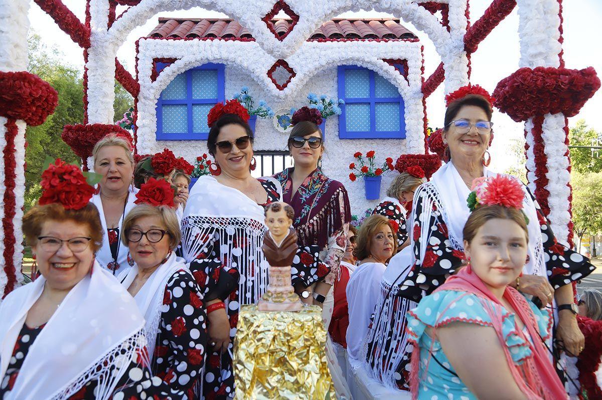 Una de las carrozas de la Romería de Santo Domingo, el año pasado.