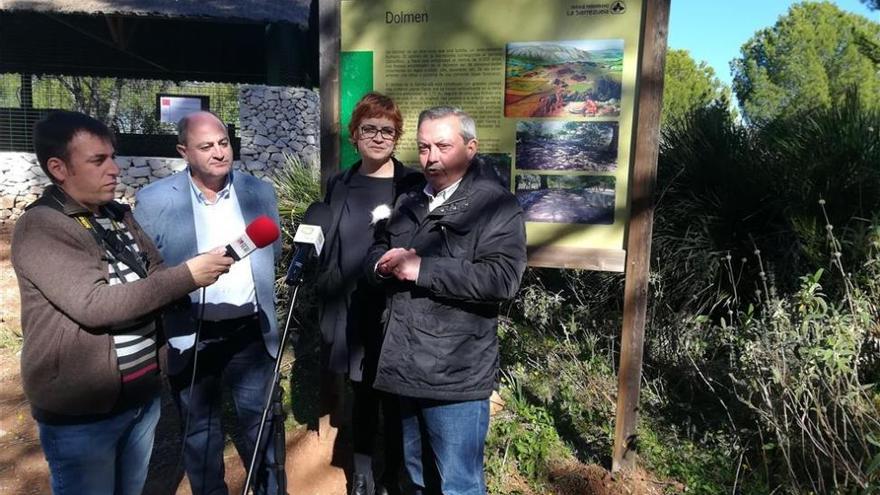 Inauguradas las obras de acondicionamiento de un dolmen en Las Sierrezuelas