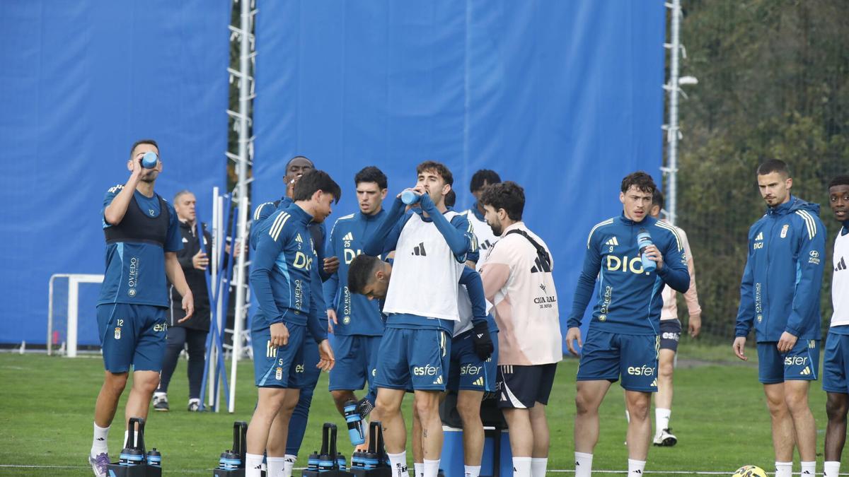 Entrenamiento Real Oviedo en El Requexón.