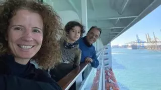 Una familia canaria comienza la vuelta al mundo en crucero: así será su aventura en 33 países