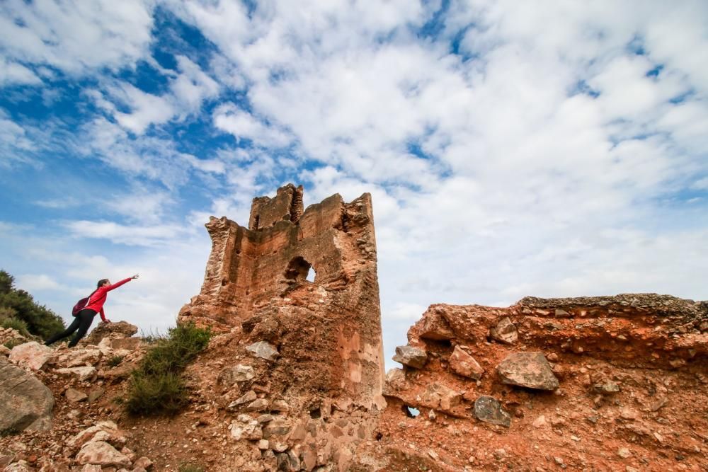 Derrumbe de parte de la Torre Taifal de Orihuela