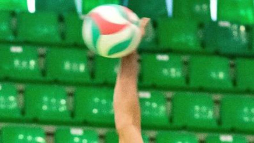 El Haris vence al Cisneros y el Aguere espera