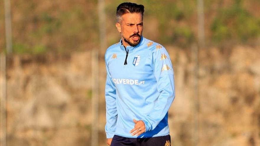 Este fue el hombre clave en la cesión del delantero Uros Milovanovic (que tiene un año más de contrato con el Sporting) al Vizela